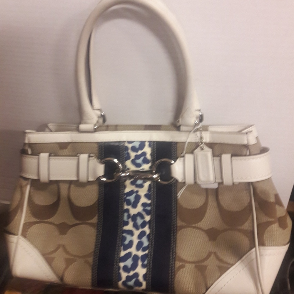 Authentic Coach Handbag - Picture 1 of 2